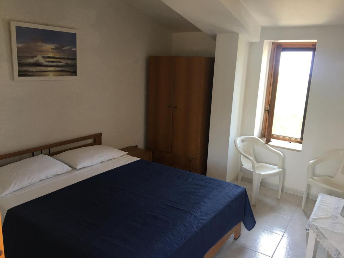 Casa Vacanza Maria Antonieta Marina di Camerota Luaran gambar